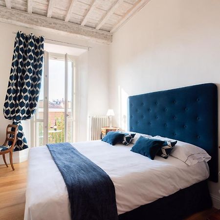 Lovely Apartment With Balcony Florenţa Exterior foto