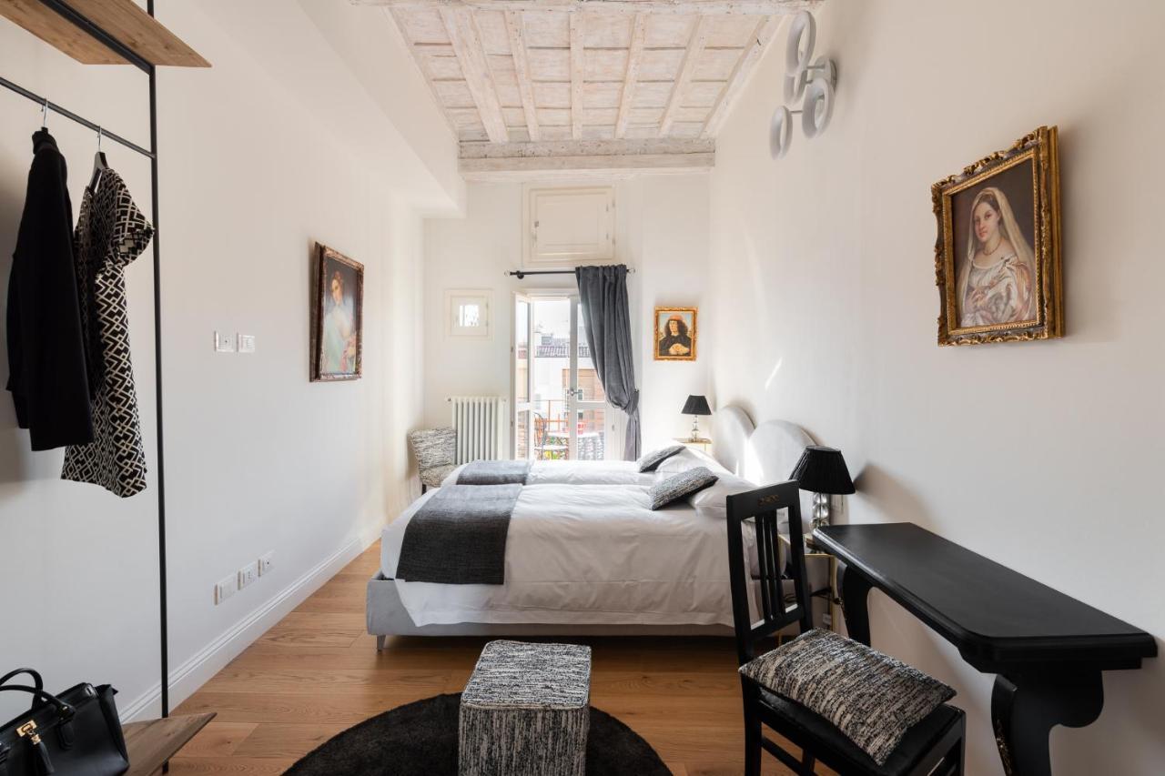Lovely Apartment With Balcony Florenţa Exterior foto