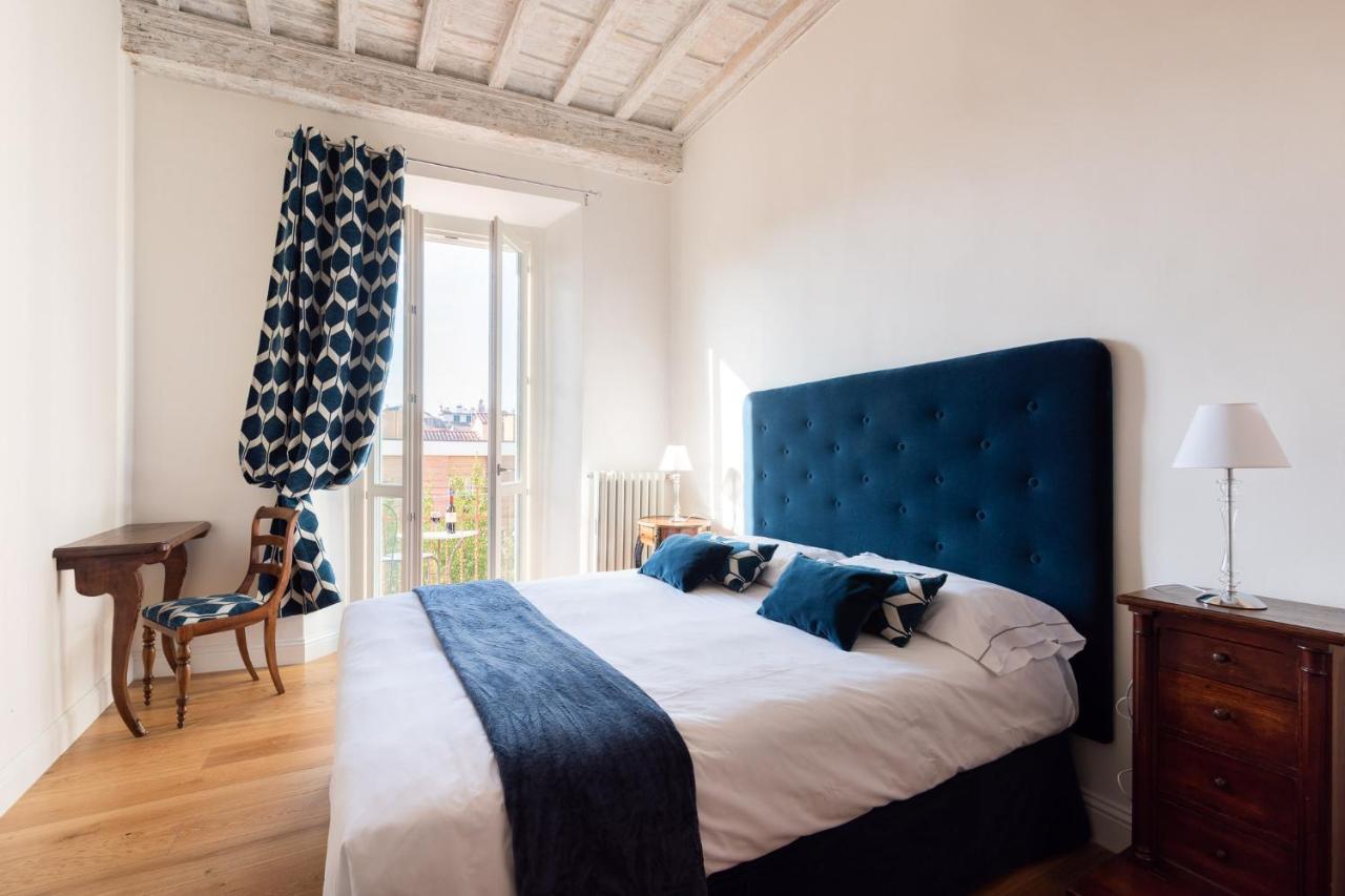 Lovely Apartment With Balcony Florenţa Exterior foto