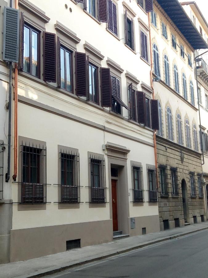 Lovely Apartment With Balcony Florenţa Exterior foto